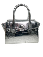 Cargar imagen en el visor de la galería, Bolsa De Mano Shoulder Bag Michael Kors Plateada 27x21x12 Cm Acabado De Los Herrajes Metal Color Plateado Correa De Hombro Plateado Diseño De La Tela Lisa- BGP